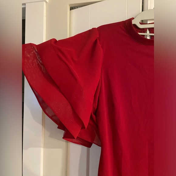 Fashion Nova - red fluted arm midi dress - Picture 3 of 3